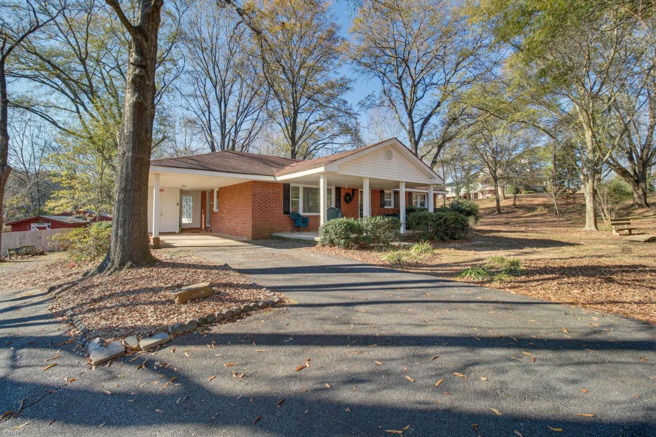 Bright Cartersville Home With Fire Pit And Sunroom! Exterior photo