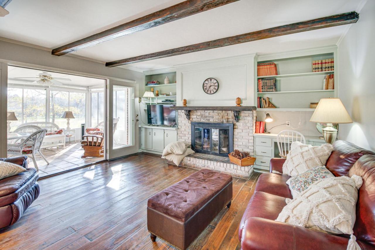 Bright Cartersville Home With Fire Pit And Sunroom! Exterior photo