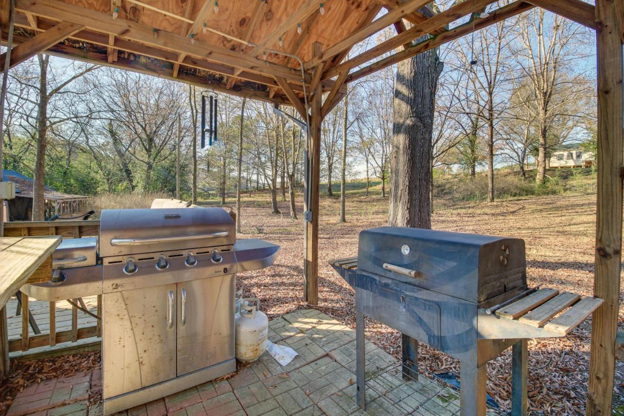 Bright Cartersville Home With Fire Pit And Sunroom! Exterior photo