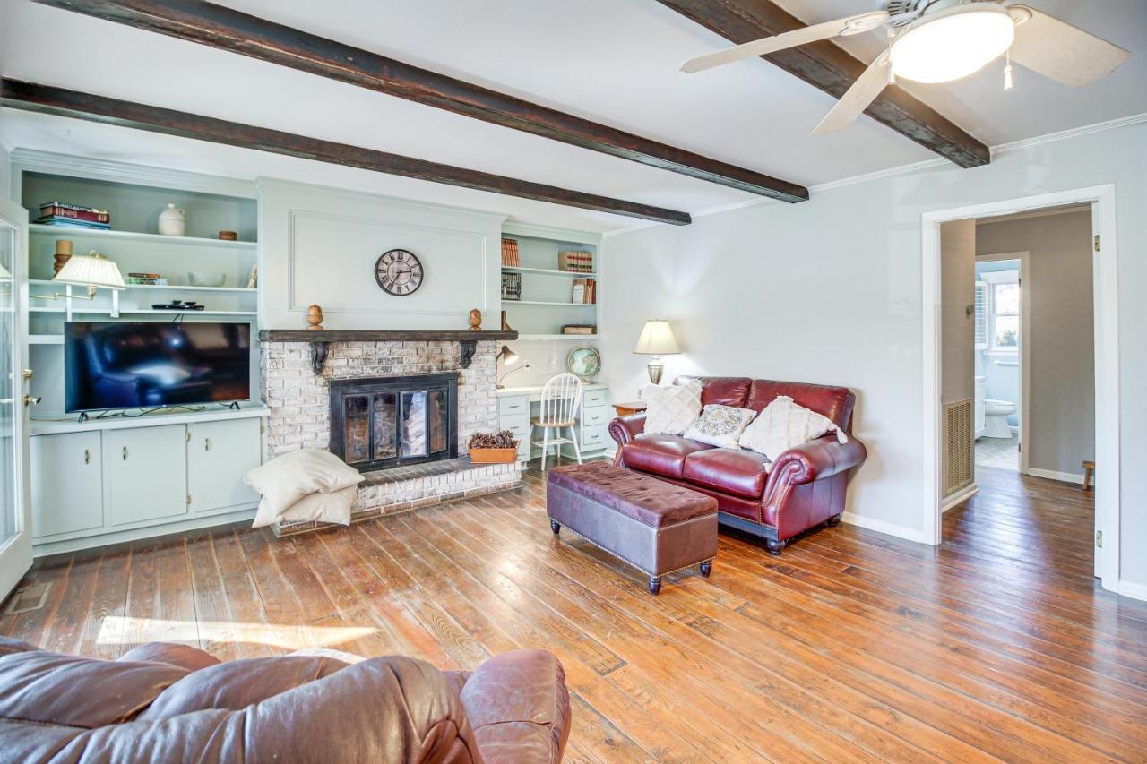 Bright Cartersville Home With Fire Pit And Sunroom! Exterior photo