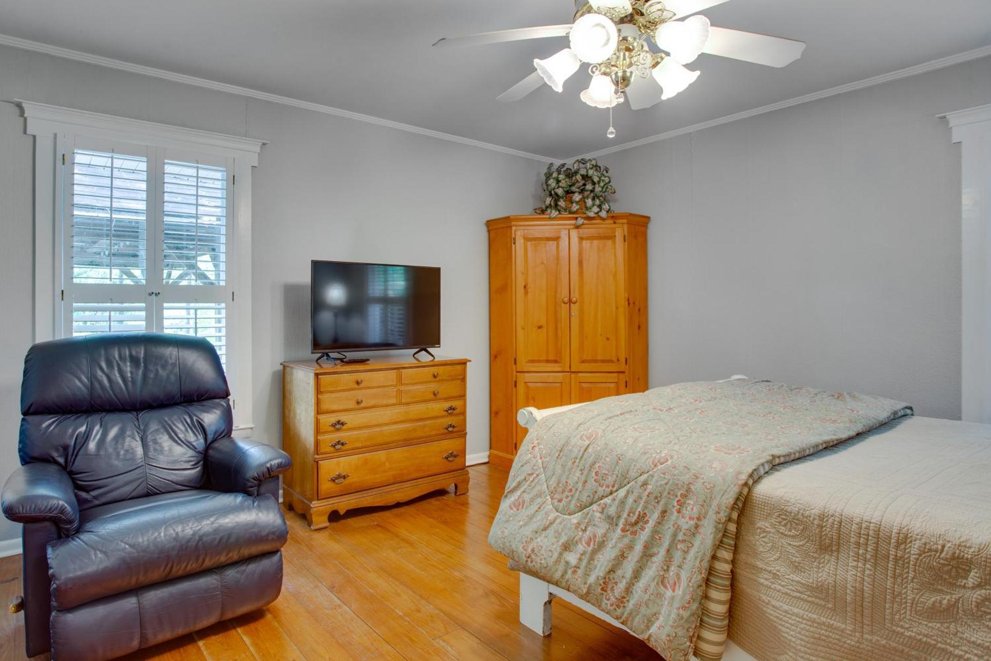 Bright Cartersville Home With Fire Pit And Sunroom! Exterior photo